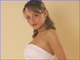 SWEET NATURAL GIRL BEAUTIFUL TEEN MODEL