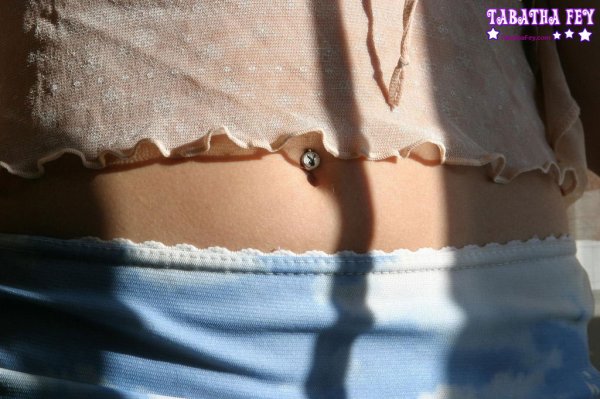 Tabatha Fey sexy tummy