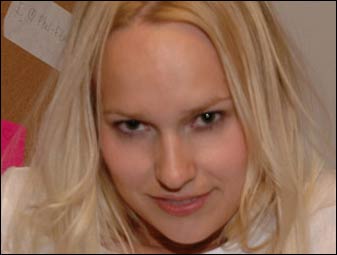 Anna's Assets blonde teen