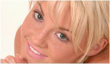 Dream Kelly pretty blonde