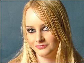 Get Dirty With Juliet hot blonde teen