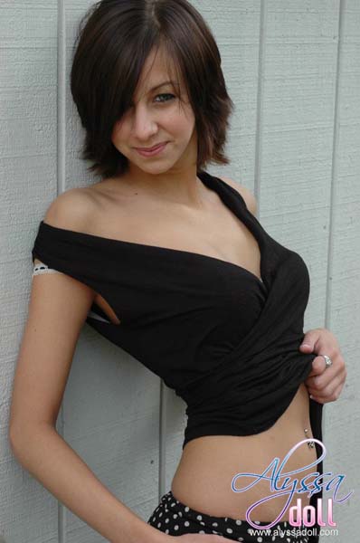 Alyssa Doll tight tummy